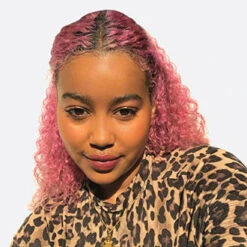 Fond De Teint Crème Poudre True Color Protection UVA/UVB - Black Opal -Evolve Cosmetiques 7.Truly Topaz Model large 585f0fae e6a5 4042 901e 4c3aed331b3d