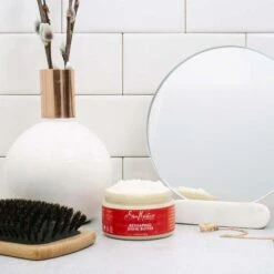 Cire Capillaire Reshapping Shine Butter - Shea Moisture Red Palm Oil Et Cocoa 8 Cire Capillaire Reshapping Shine Butter - Shea Moisture Red Palm Oil Et Cocoa -Evolve Cosmetiques beurre capillaire shine butter red palm oil et cocoa shea moisture shm605 800170