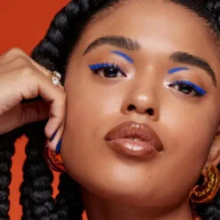 Crayon Eyeliner Contour Des Yeux - Black Opal -Evolve Cosmetiques crayon eyeliner bleu electrique all night black opal modele