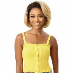 Perruque Converti Cap Mama Majesty - Outré -Evolve Cosmetiques perruque bob blond court mama majesty converti cap outre dr4 golden honey