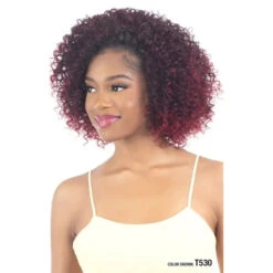 Perruque Demi-Tête Kinky Curly Dolly - Model Model -Evolve Cosmetiques perruque demi tete curly bob burgundy model model dolly 2