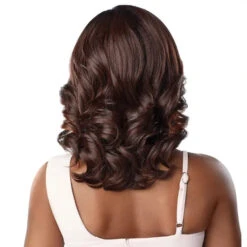 Perruque Lace Front Melted Hairline Arlissa - Outré 13 Perruque Lace Front Melted Hairline Arlissa - Outré -Evolve Cosmetiques perruque lace front hd wavy ondule cinnamon mocha melted hairline outre arlissa back