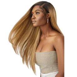Perruque Lace Front Yaki Straight Swirl 101 - Outré -Evolve Cosmetiques perruque lace front straight honey blonde outre melted hairline swirl 101