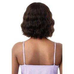 Perruque Naturelle Avec Frange Asami - Outré -Evolve Cosmetiques perruque naturelle bob ondulee wavy avec frange dos asami outre