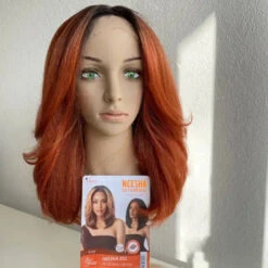 Perruque Lace Front Yaki Neesha 201 - Outré -Evolve Cosmetiques perruque rousse lace front wig neesha 201 dr sienna copper