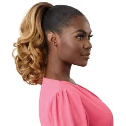 Postiche Ondulée Blond Elu - Outre -Evolve Cosmetiques postiche boucle blond outre pretty quick elu