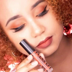 Rouge à Lèvres Liquide Mat Intense Lip Velvet - Sacha Cosmetics -Evolve Cosmetiques rouge a levres liquide mat longue tenue sacha cosmetics hashtag 2