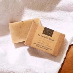 Savon Exfoliant Bio Aux TOURTEAUX DE MORINGA - Comptoir Des Huiles -Evolve Cosmetiques savon exfoliant bio aux tourteaux de moringa comptoir des huiles