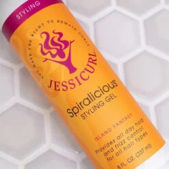 Gel Cheveux Bouclés Fixation Forte Spiralicious - Jessicurl -Evolve Cosmetiques styling gel cheveux spiralicious jessicurl 237ml