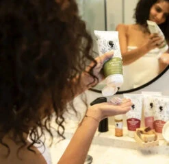 Soin Démêlant 2-en-1 Voile LactéBIO - NoireÔnaturel 9 Soin Démêlant 2-en-1 Voile LactéBIO - NoireÔnaturel -Evolve Cosmetiques voile lacte noire o naturel